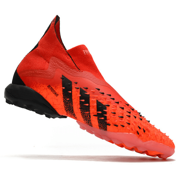 Chuteira Adidas Predator Freak+ TF Meteorite Pack - VN Esportes