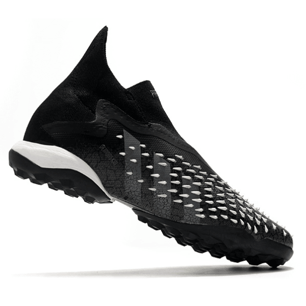 Chuteira Adidas Predator Freak+ TF Superstealth Pack - VN Esportes