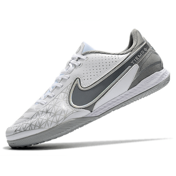 Chuteira Nike Tiempo 9 Legend IC Branca e Cinza - VN Esportes